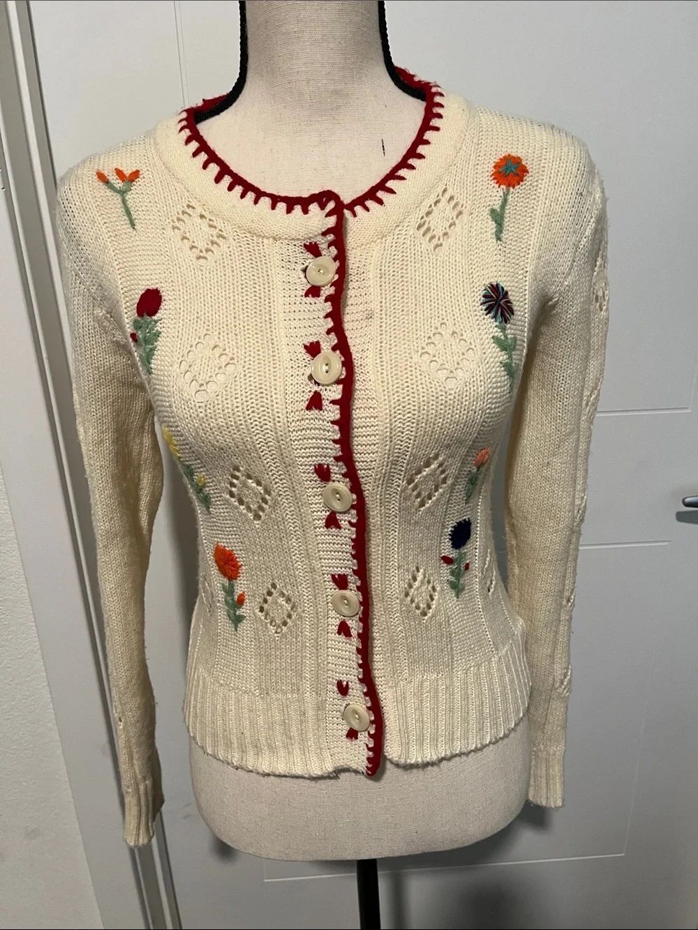 Vintage Embroidered Floral Feminine Button Cardigan Sweater Cottagecore Girlcore